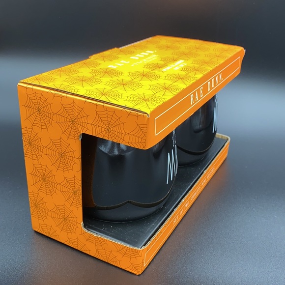 Rae Dunn Wine Glass Set - Picture 5 of 6